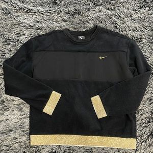 Nike sweatshirt